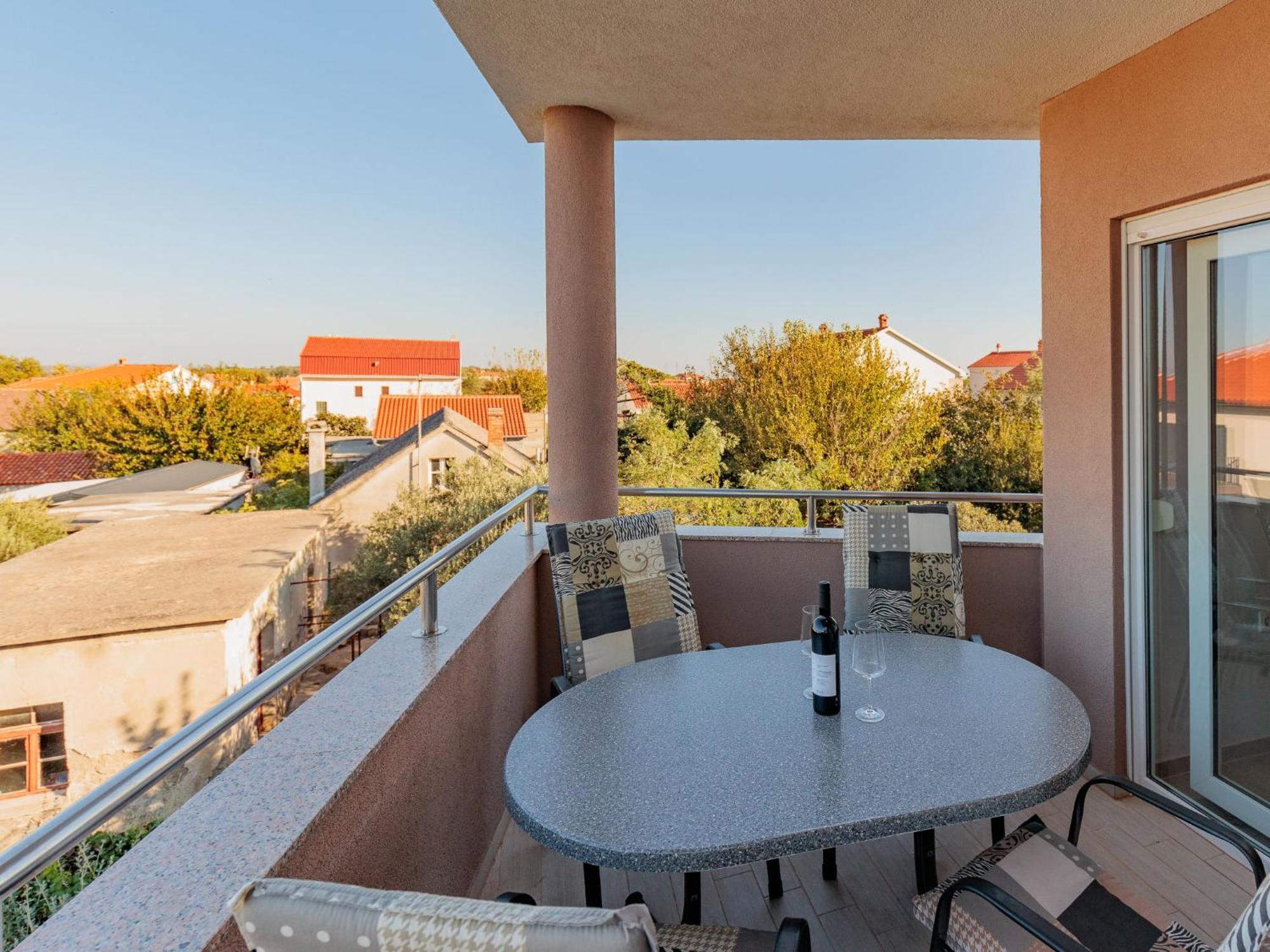 Apartment Mlasina-3 By Interhome Нин Экстерьер фото